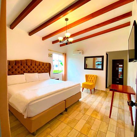 Hotel Resort Thiago Chincha Alta Exteriör bild