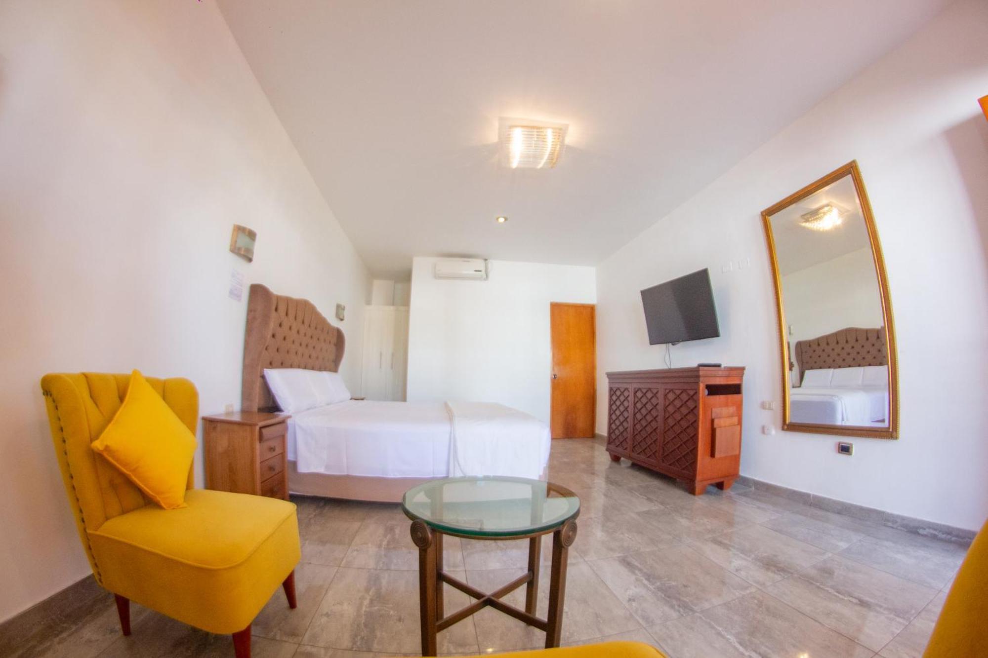 Hotel Resort Thiago Chincha Alta Exteriör bild