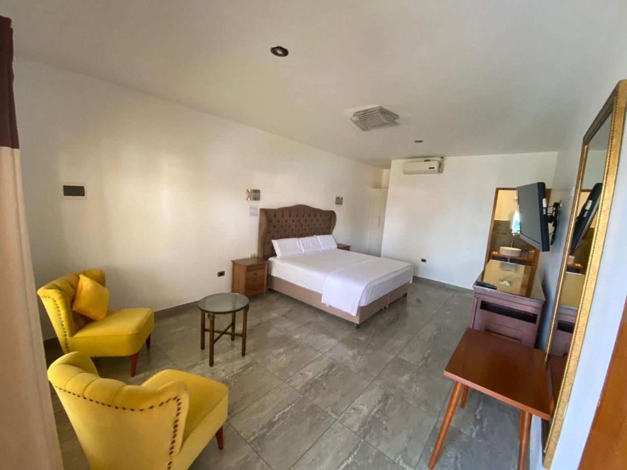 Hotel Resort Thiago Chincha Alta Exteriör bild